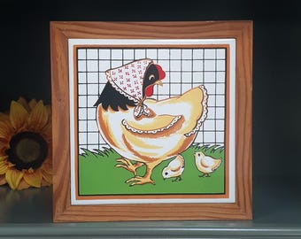 1980s / Mother Hen With Two Chicks / Wood Framed Tile Trivet / By The Barnyard Collection / Kitchen Wall Decor / Made in Taiwan