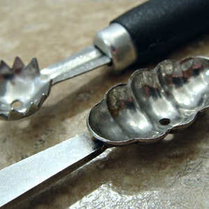 Vintage / Econome / Melon Ballers / Made In France / Fruit Scoop / Black Handles / Two Kitchen Utensils / Scallop End / Round Serrated End
