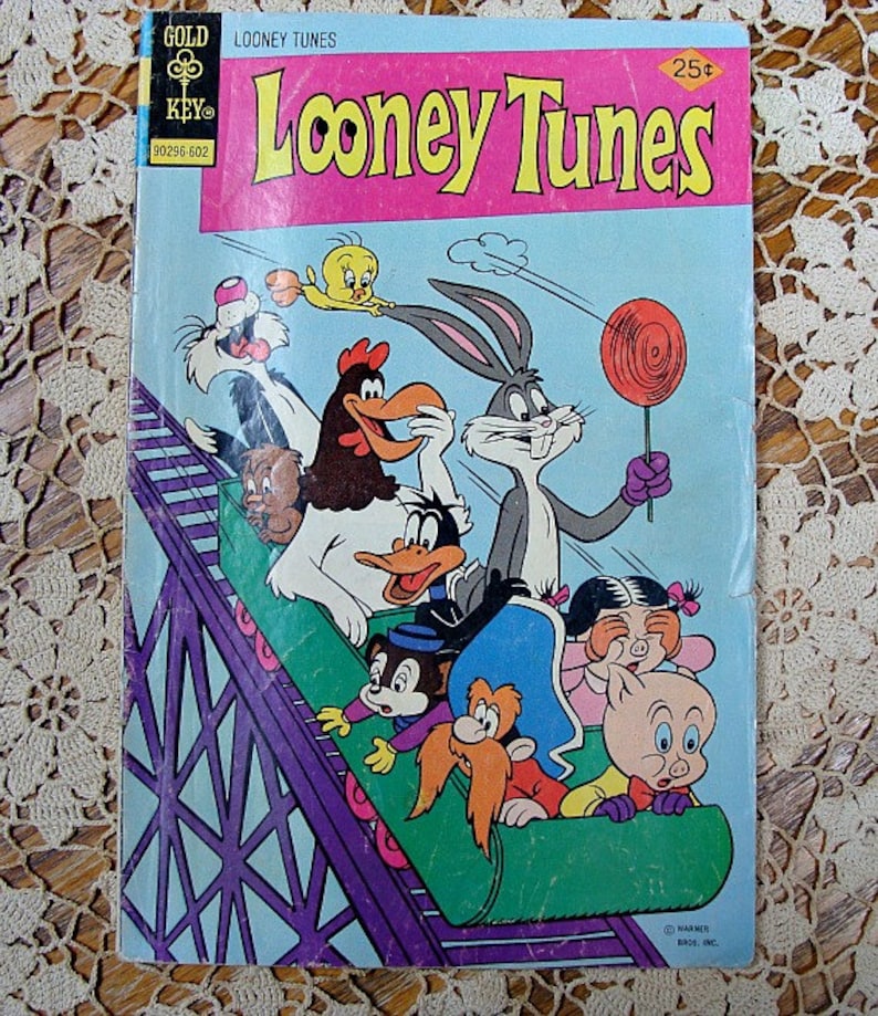 1976 Gold Key Looney Tunes Comic Book & Twinkies Ad image 1