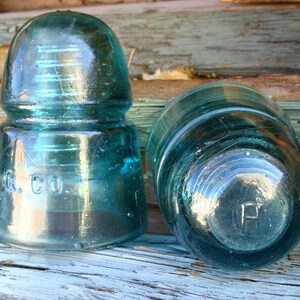 2 Bee Hive Dome Insulators H G Co Hemingray Co image 3