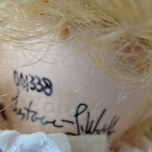 1996 / Porcelain Doll / the Wimbledon Collection / PAIGE / Doll Wearing