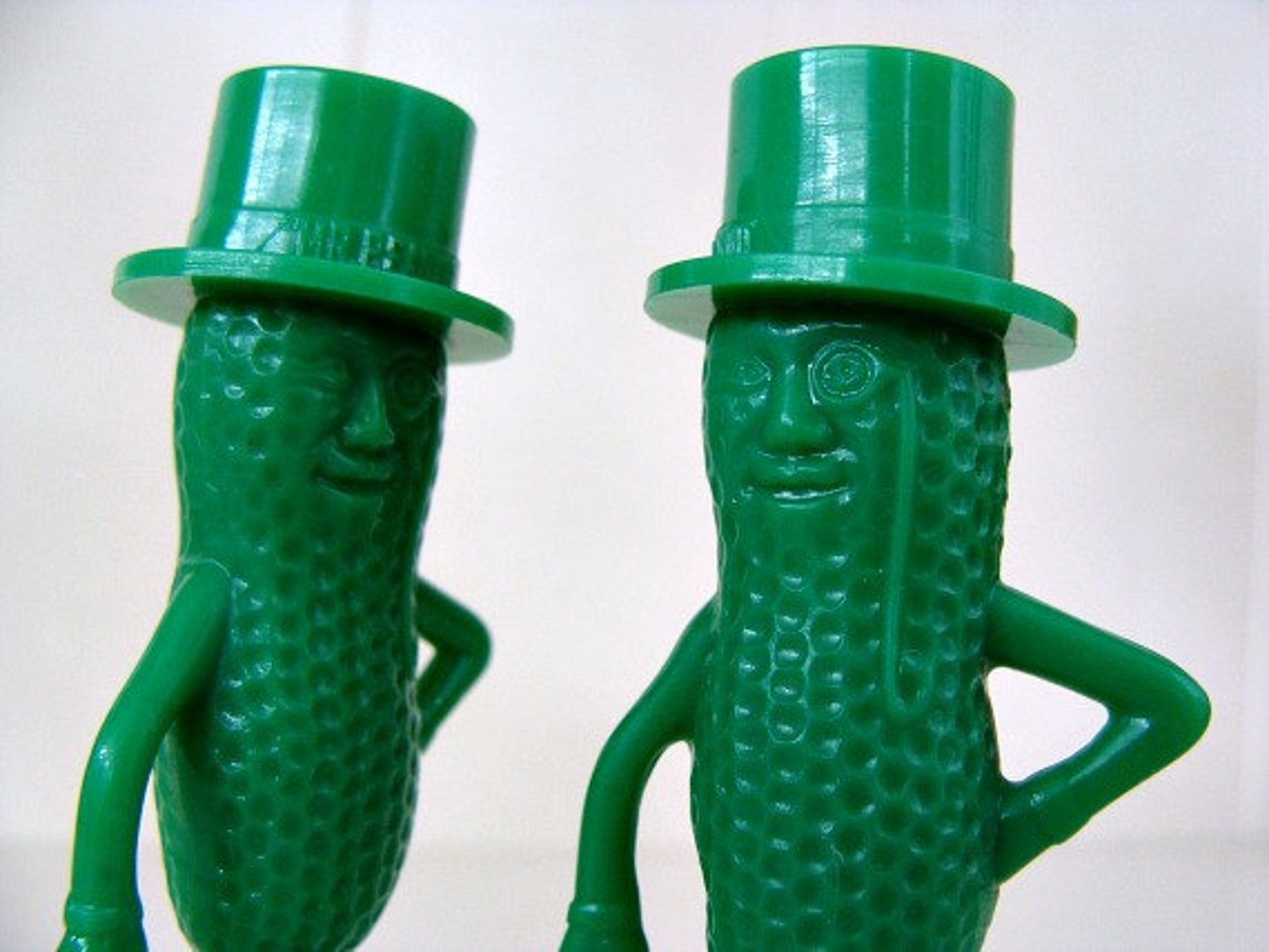 Vintage Green Mr Peanut Salt & Pepper Shakers | Etsy