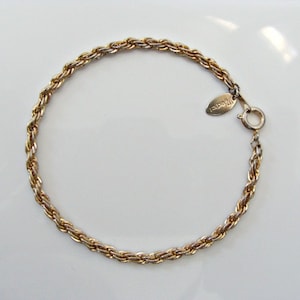 Vintage / Rope Bracelet / Gold Toned Metal / Maker Marked Medicl / 7" Length