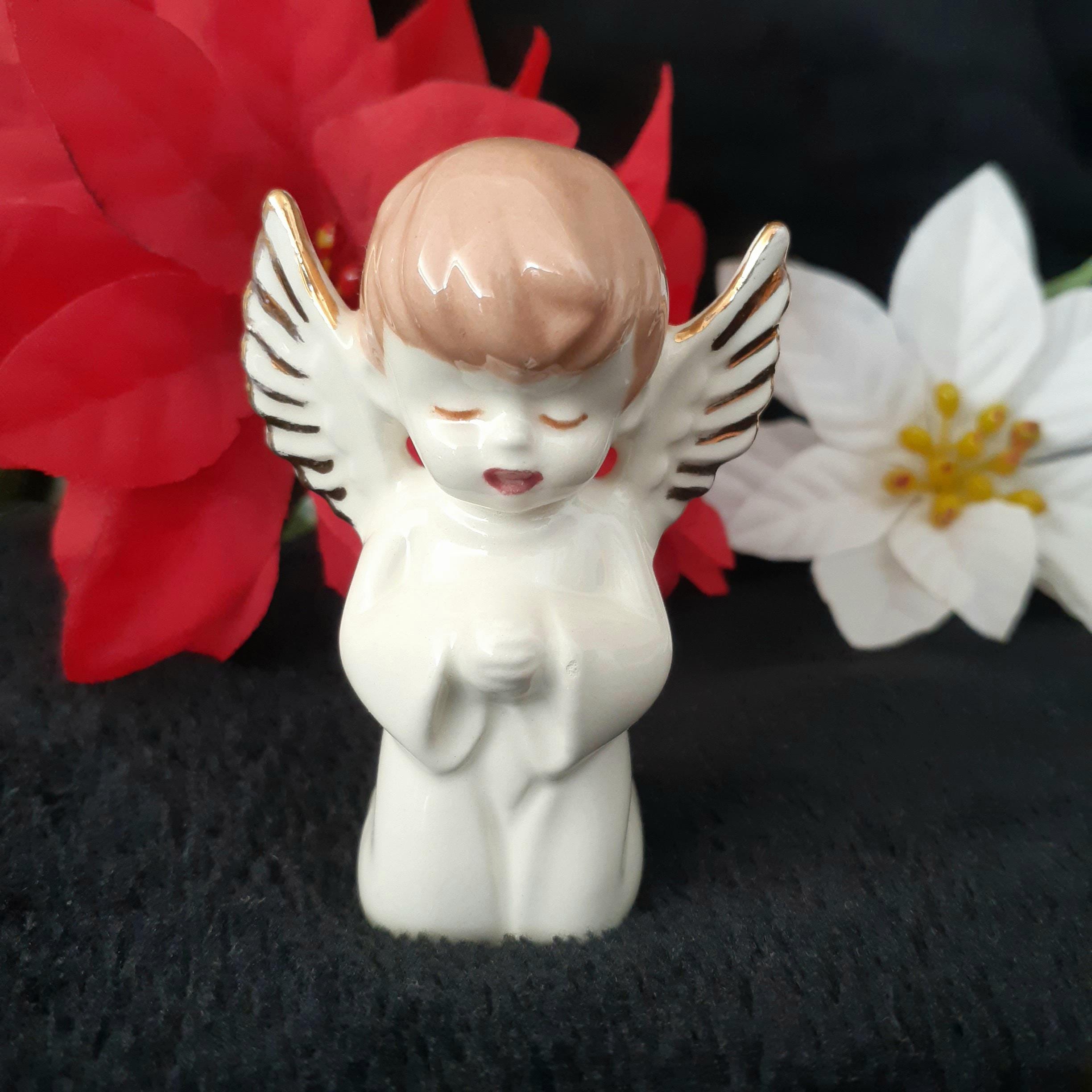 1982 / Praying Angel / Figurine / Small Figurines / Kneeling Child ...