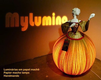 Papier mache, vloerlamp, decor, tafel licht, woonkamer lamp, design lamp, homedecor, ambient verlichting, lampen, tabel vloerlamp, beeldhouwkunst