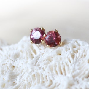 rhodolite garnet earrings /// 4mm pinkish red natural rhodolite garnet studs set in silver or gold /// january birthstone • gift for her