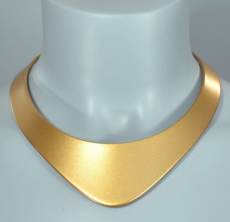 Jasmine Necklace from Aladdin Etsy