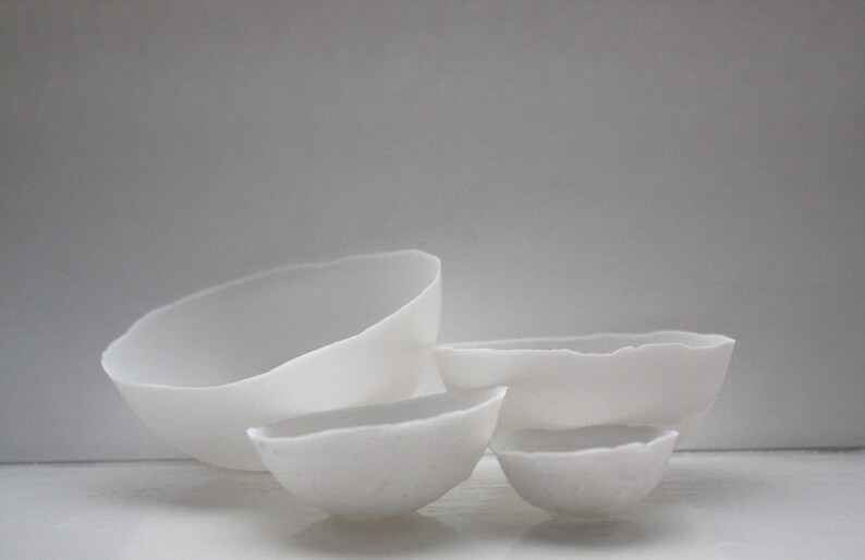 Set of 4 English fine bone china nesting stoneware bowls image 1