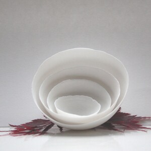 Set of 4 English fine bone china nesting stoneware bowls image 5