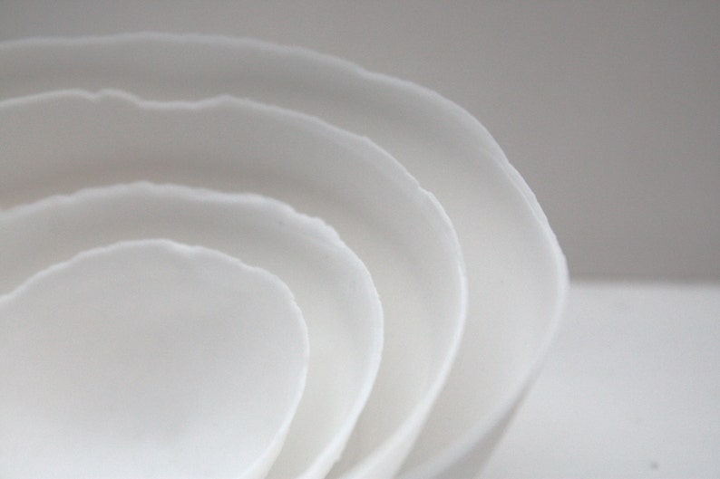 Set of 4 English fine bone china nesting stoneware bowls image 3