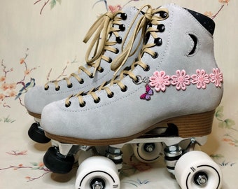 Pink Daisy Skate Anklet - Roller Skate Accessory