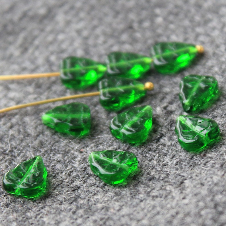 Glass Leaf Beads 25Pc 8х10mm Czech Glass Beads Green Glass Etsy