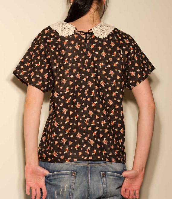 alice in wonderland blouse