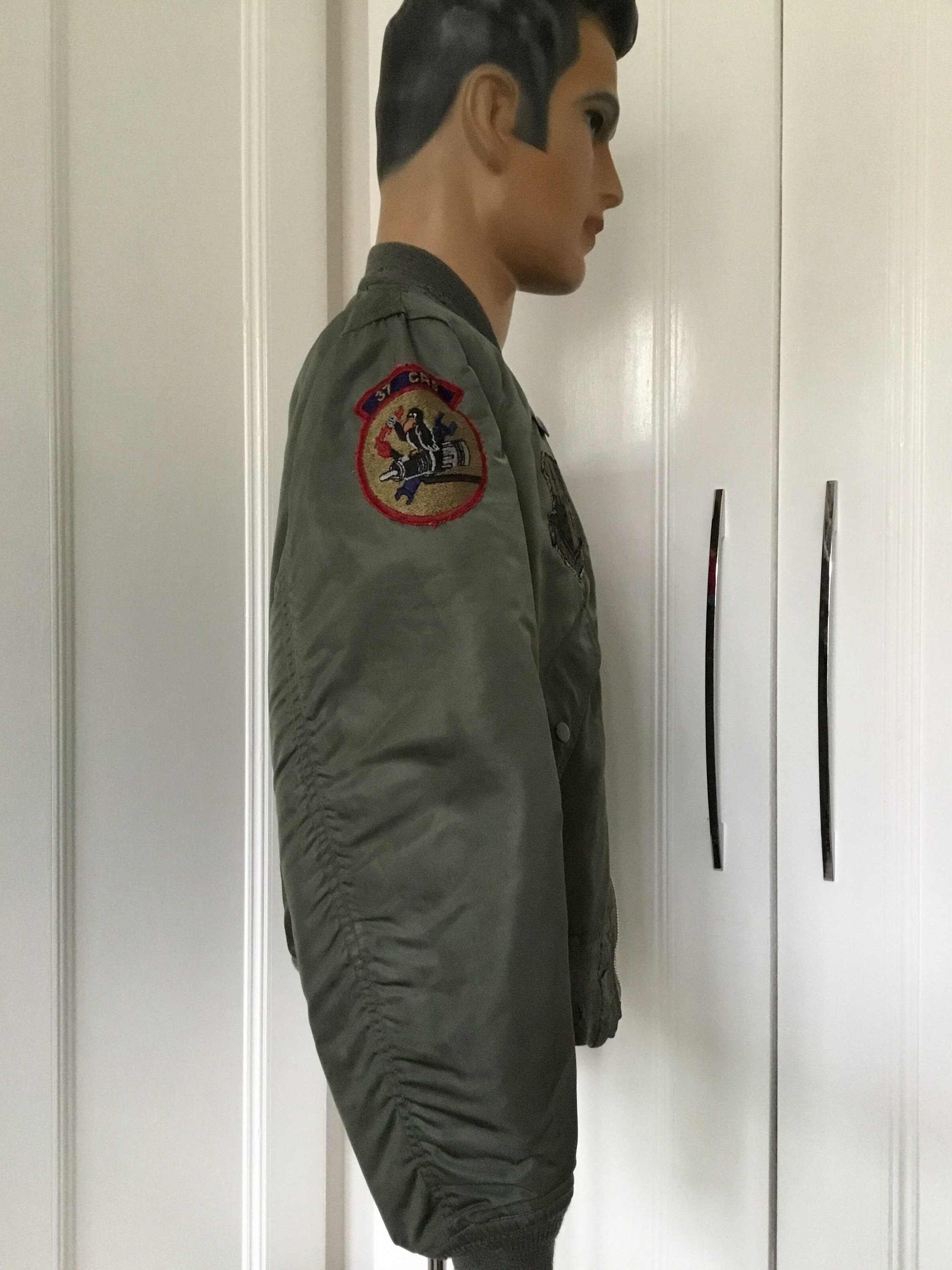 Original USN Flight Bomber L-2B Jacket in Parachute Nylon