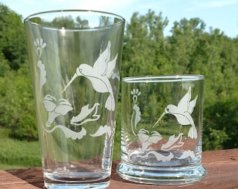 Hummingbird Themed Etched Glasses Pair – (Choose Your Glass Style)