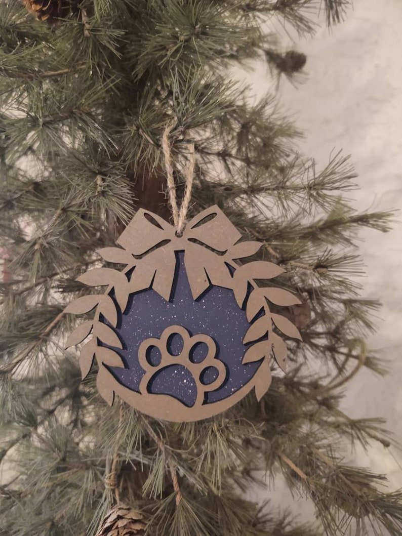 Paw Print Themed Holiday Ornaments Wooden Wreath Choose image 2