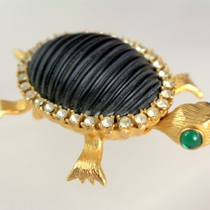 Erwin Pearl Jelly Belly Turtle Brooch Pin with Moveable Head