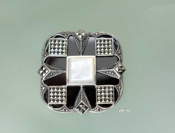 Art Deco Sterling Silver Onyx Brooch Pin Marcasit… - image 4