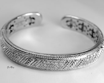 Judith Ripka 925 Hinged Bangle Bracelet Cuff Sterling Silver Diamonique CZ Cubic Zirconia