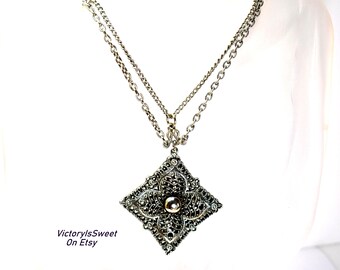Vintage Celebrity NY Silver Filigree Pendant Layered Double