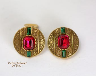 Pendientes con clip de estilo victoriano de 1928 Jewelry Company con piedras falsas en tono dorado