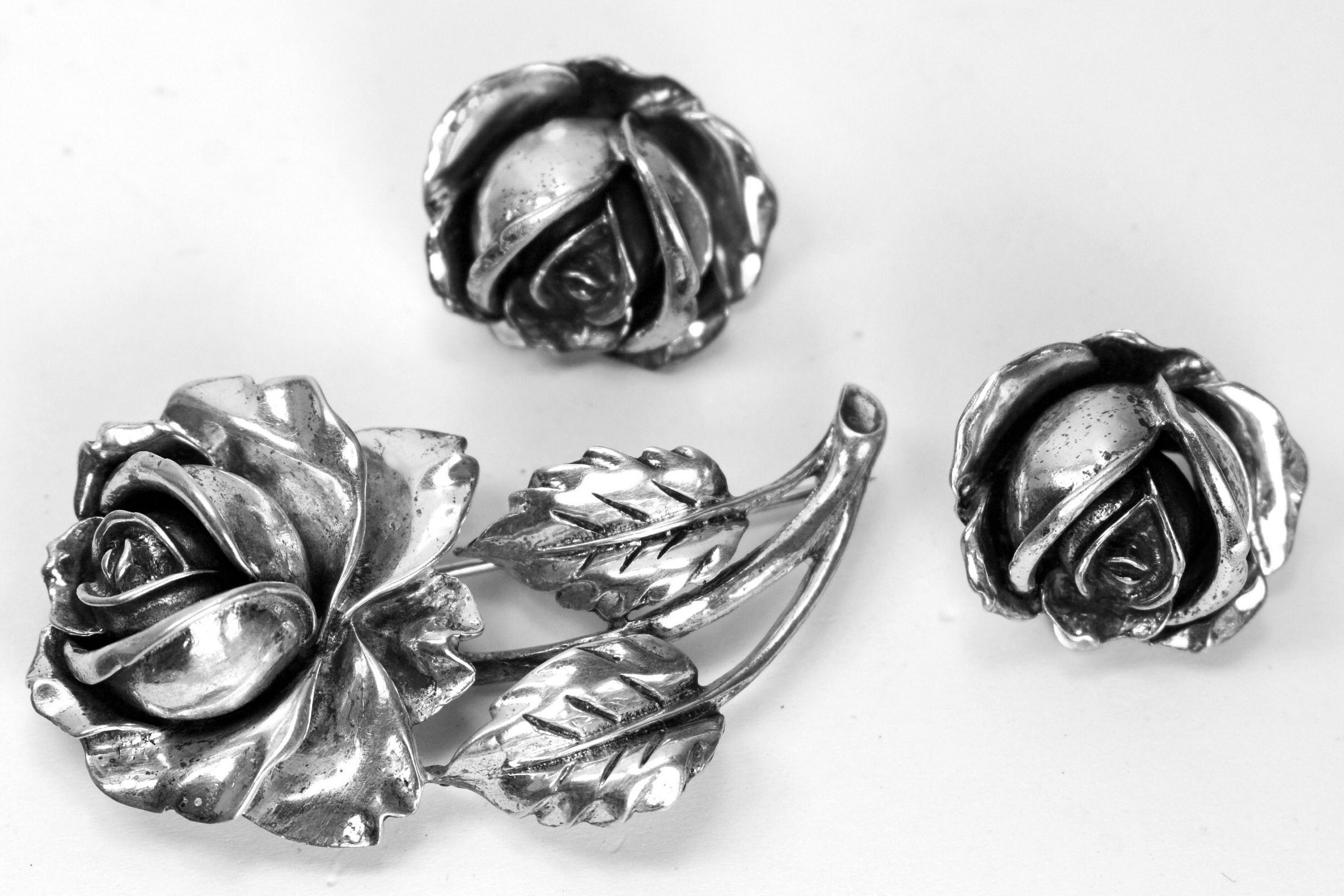 Charel Rose Pin - Etsy