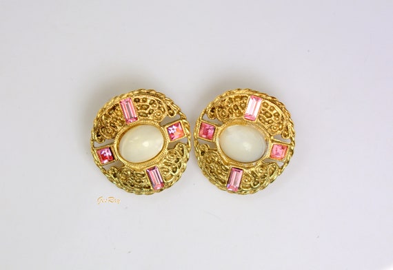 Victorian 1928 Jewelry Company Earrings Gold Tone… - image 6