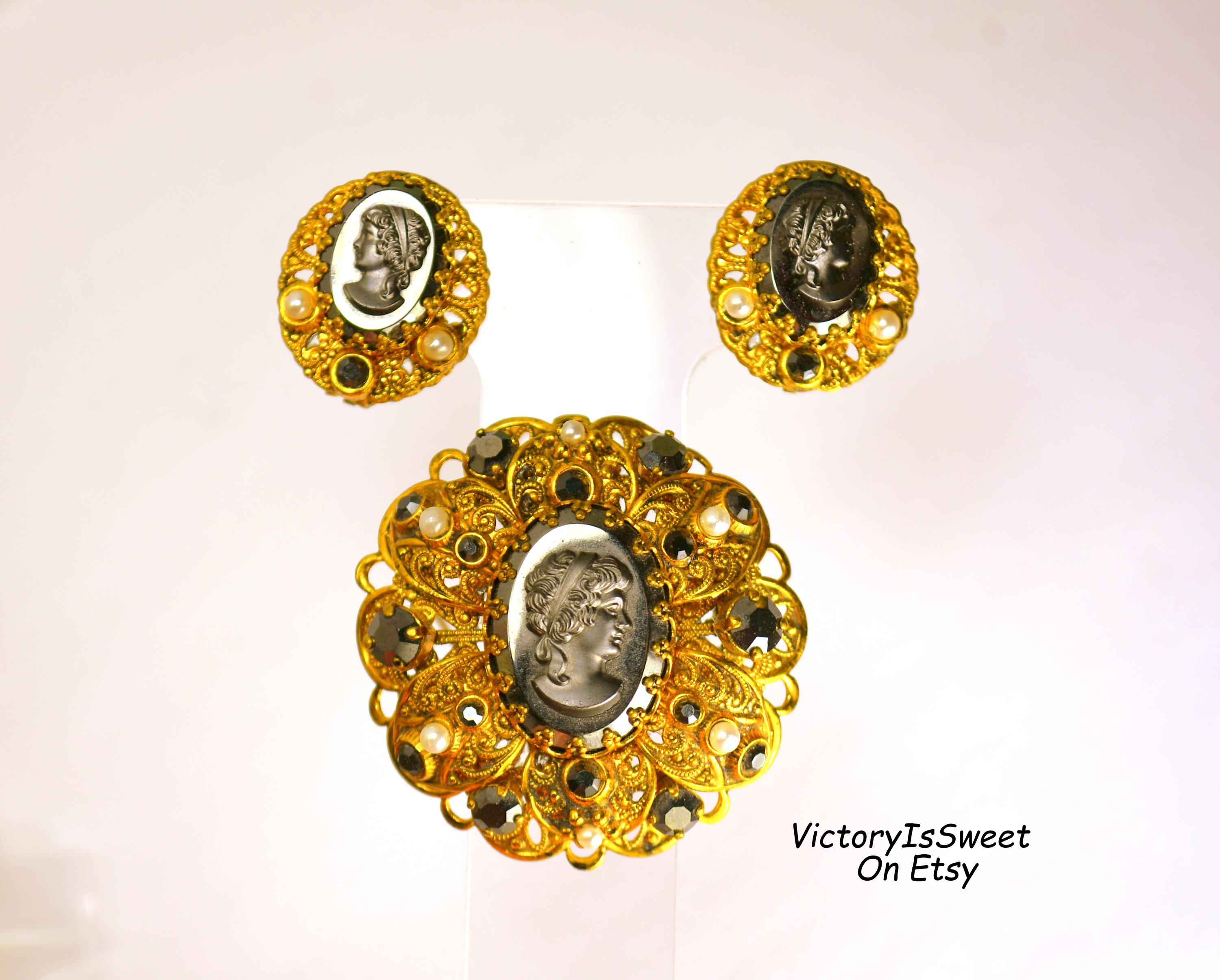 ドイツ製 ヘマタイトカラーのヴィンテージブローチ 難あり GERMANY