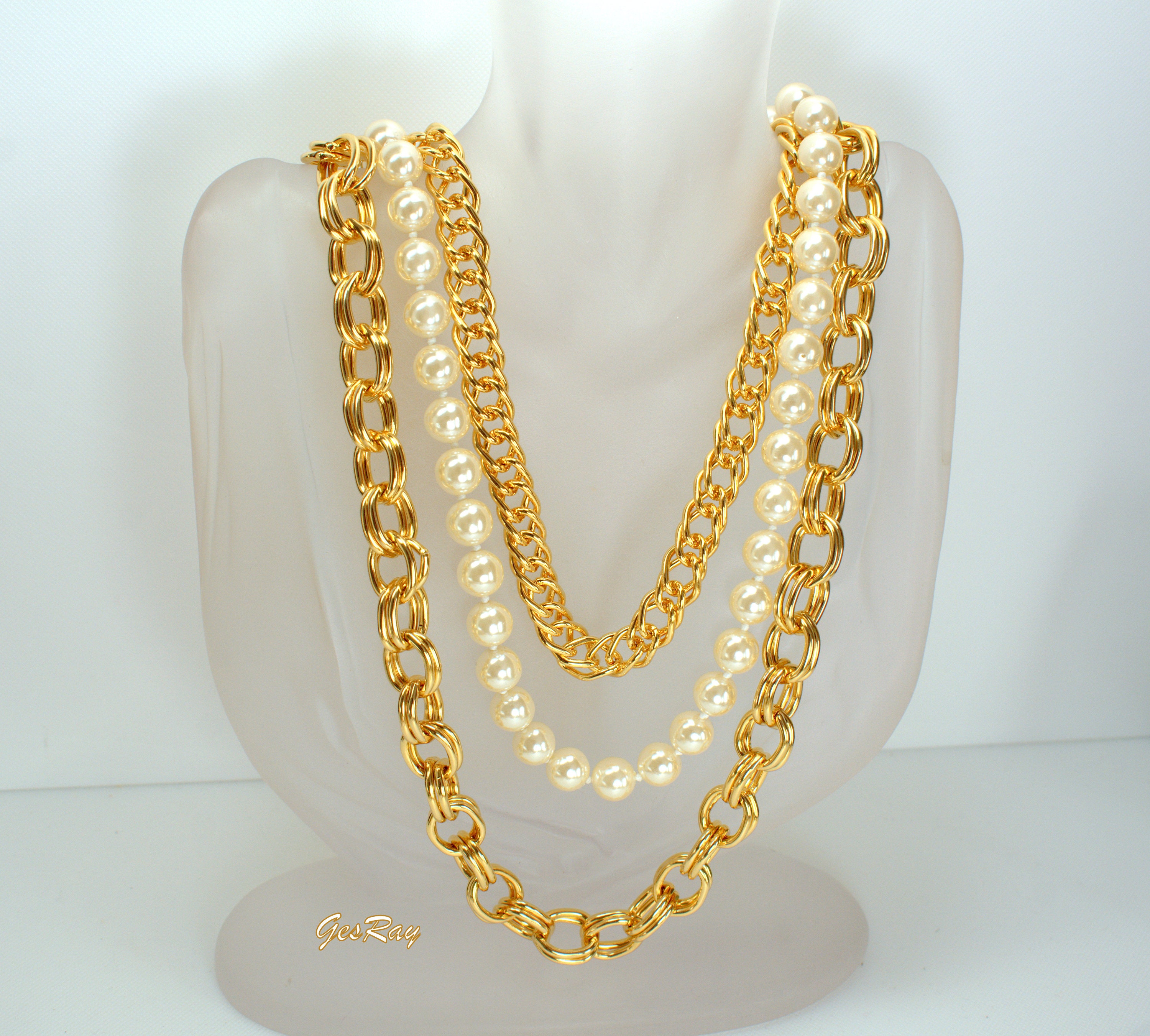 JOAN RIVERS Jewelry Necklace Gold Chain 