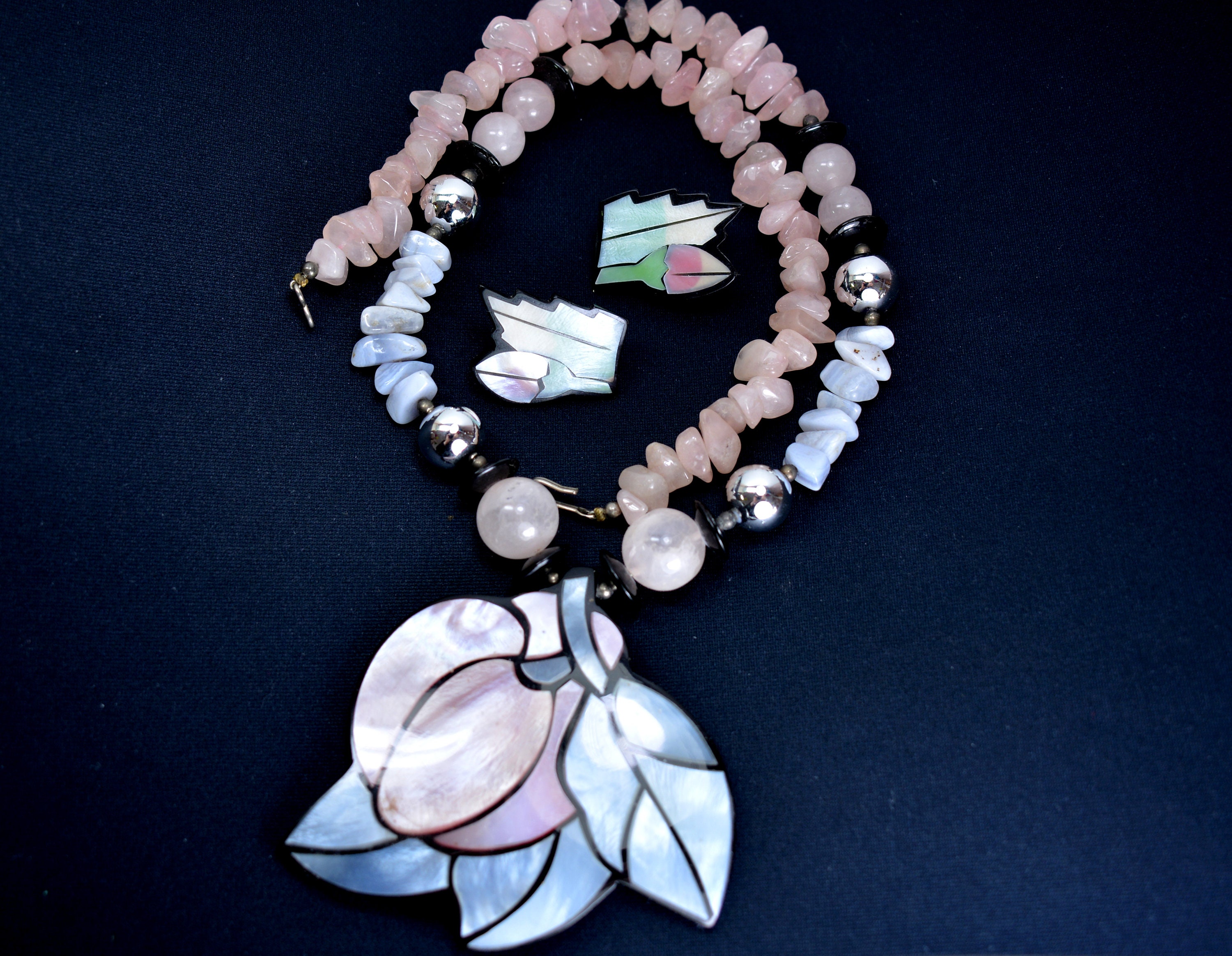 Lee Sands Inlay MOP Mother of Pearl Inlaid Necklace and Earrings 