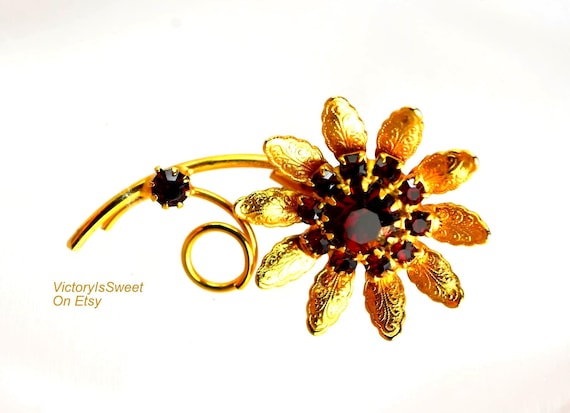 Brooch Pin Gold Plated Flower Floral Ruby Red Rhinestones