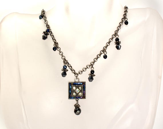 Premier Designs Jewelry Rhinestone Pendant Necklace