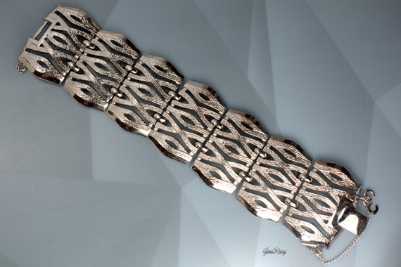 Monet Silver Tone Filigree Wide Link Bracelet, Si… - image 4