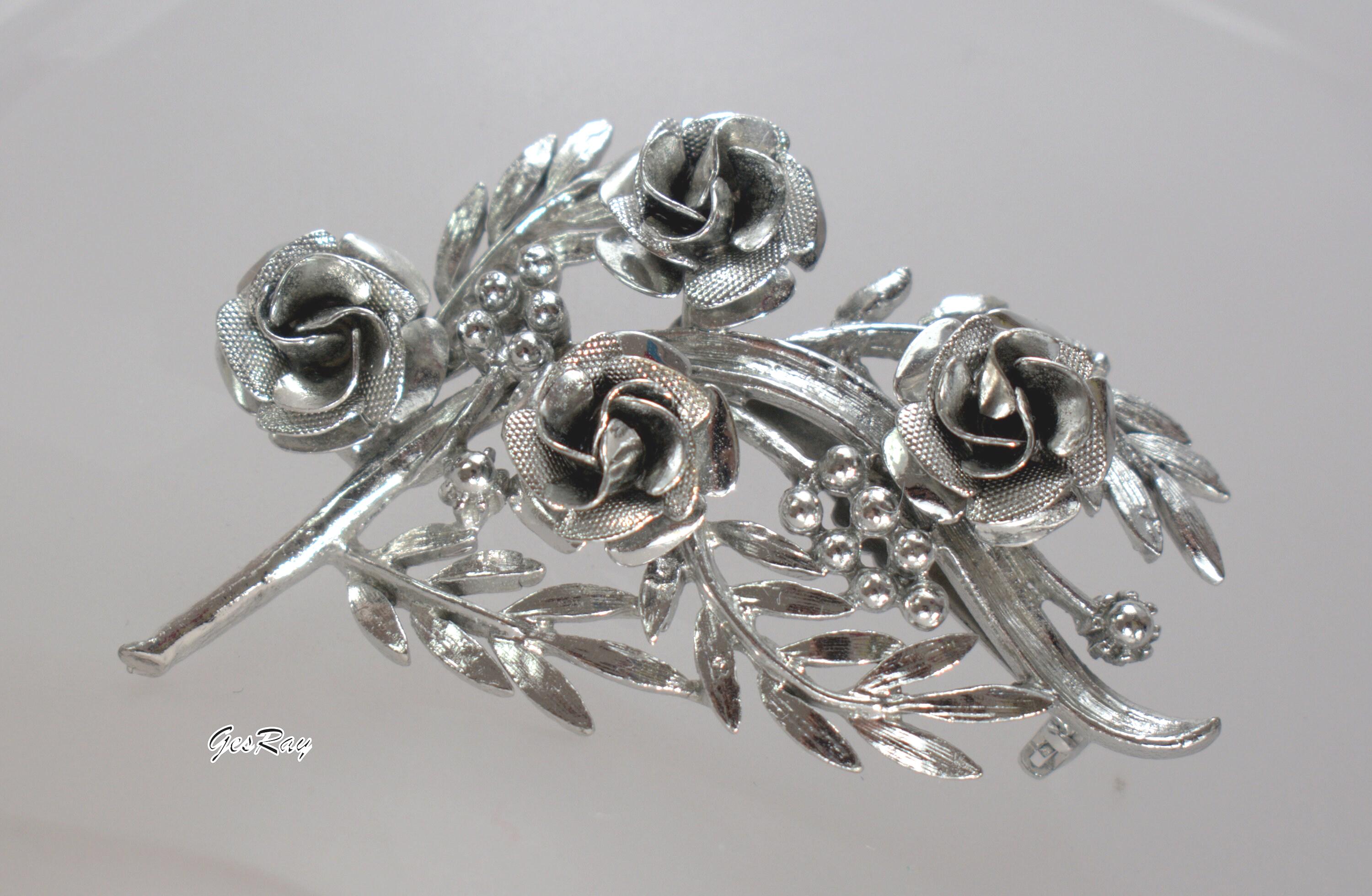 【最終値下げ】KEISUKEYOSHIDA FW23 ブローチ 薔薇モチーフ バラの花束ブローチピン シルバーフラワー ヴィンテージ コロ