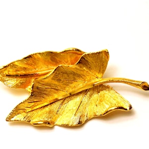 BSK Gold Leaves Brooch Pin, BSK Signed Jewelry