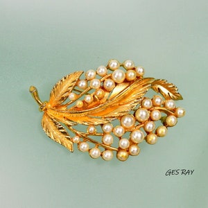 Lisner Flower Pin Brooch Gold Pearls image 1