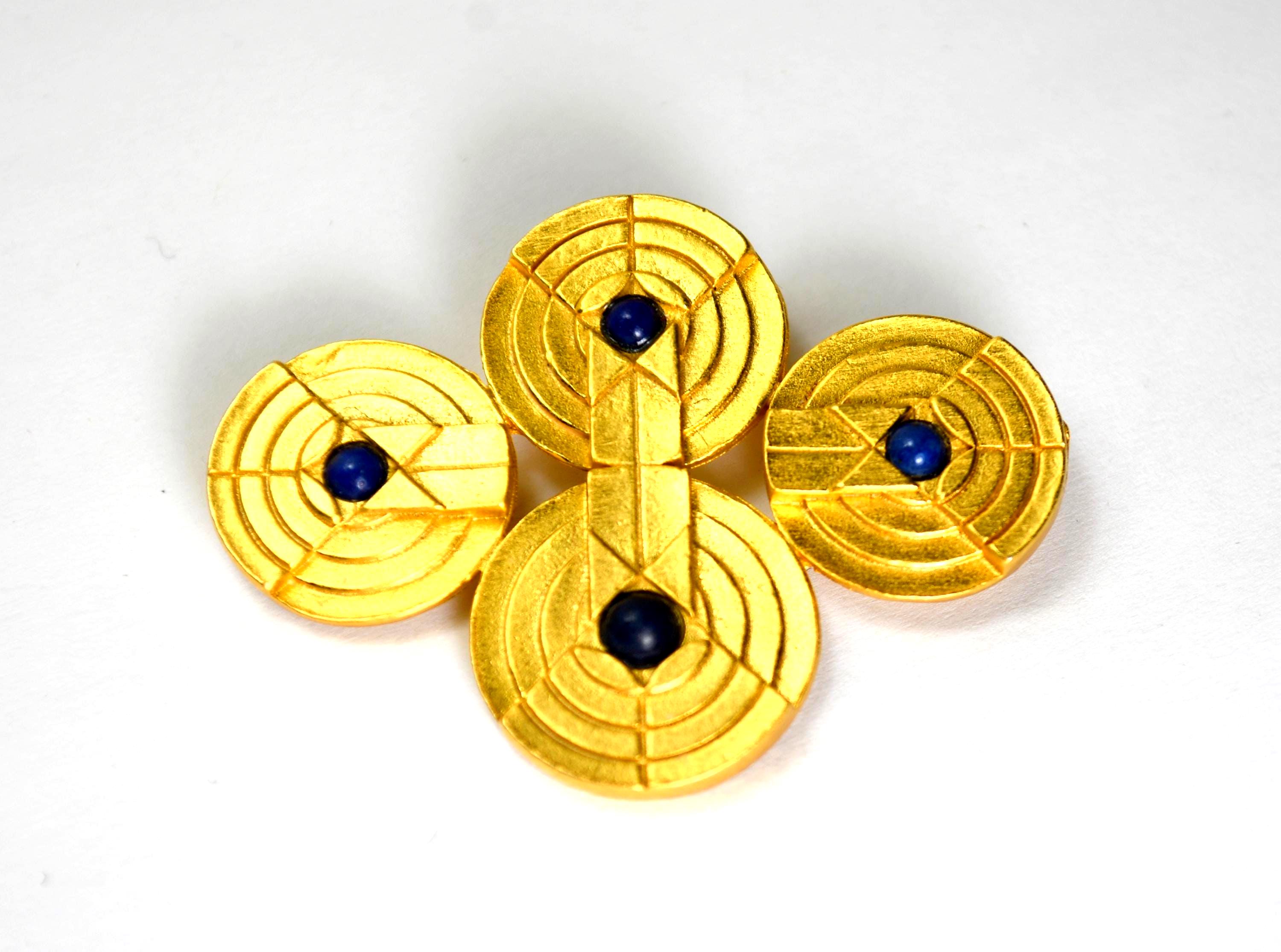 Alva museum brooch - Etsy 日本
