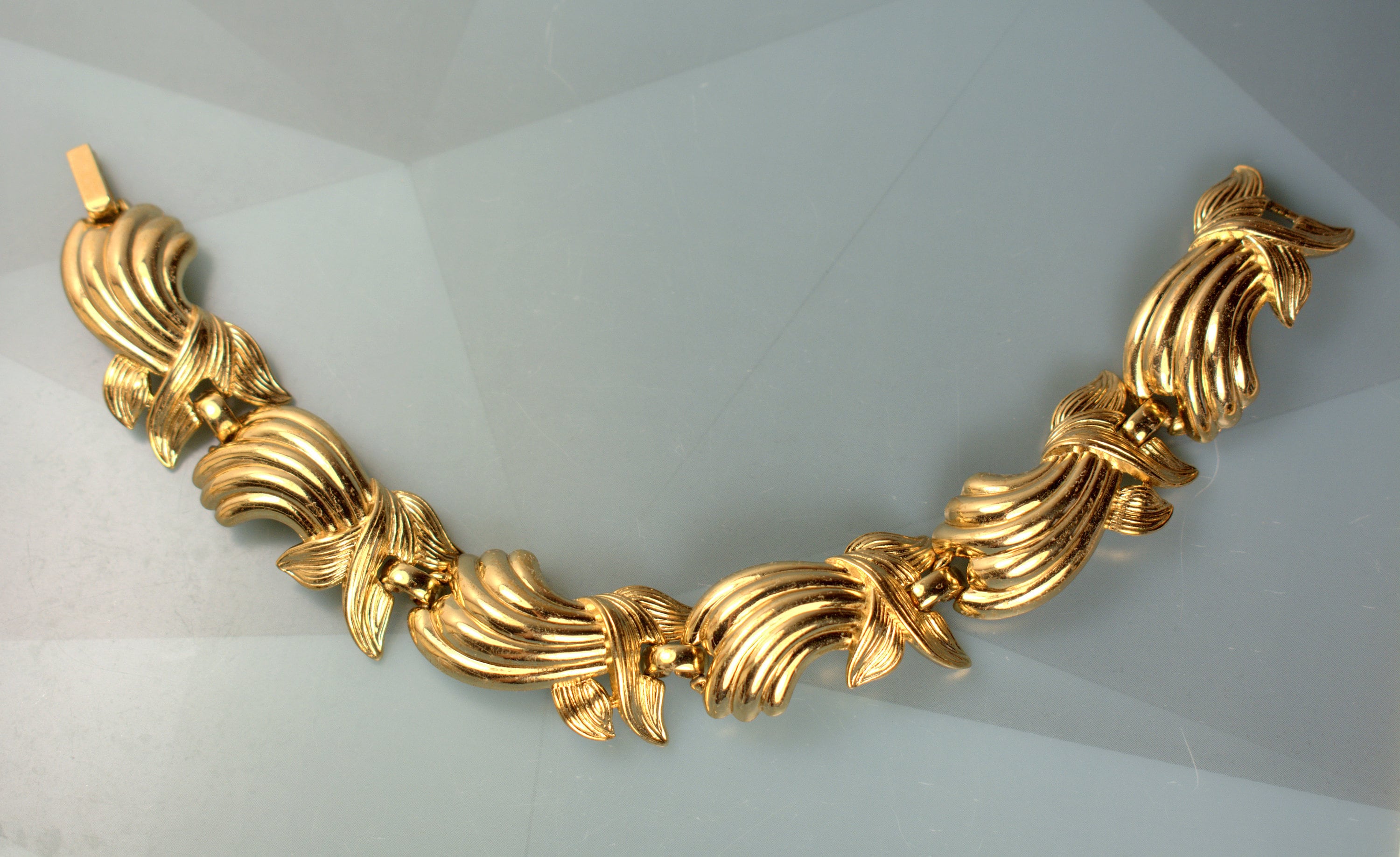 Statement Crown Trifari Panel Link Bracelet, Alfred Philippe Era  display picture 1