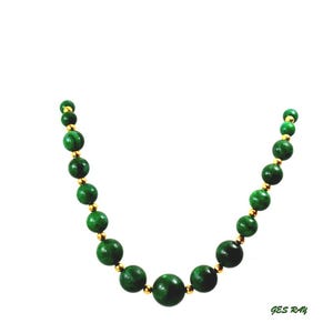 Echte malachietkralenketting afgestudeerd en gepolijst vintage