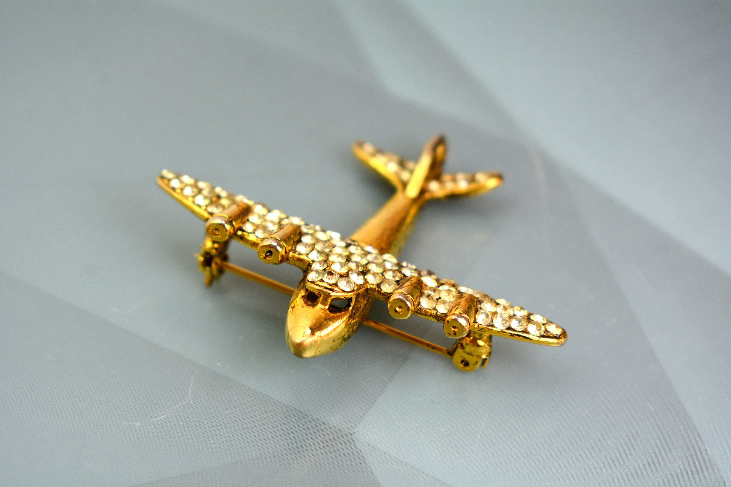 航空機・ヘリコプター ANTIQUES VINTAGE OLD BROOCH AIRCRAFT WW2 WW2 Silver Fighter Aircraft Sweetheart Brooch – Butter Lane