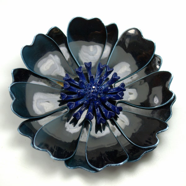 Flower Brooch Pin Resin Fabrice Style