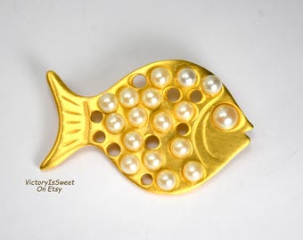 ST JOHN Brooch Pin Hippo Figural - Etsy 日本