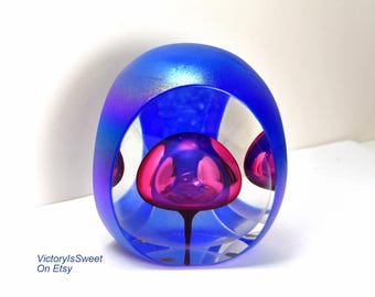 Tom Philabaum Art Glass Paperweight 1990 Cobalt Blue / Pink 1990