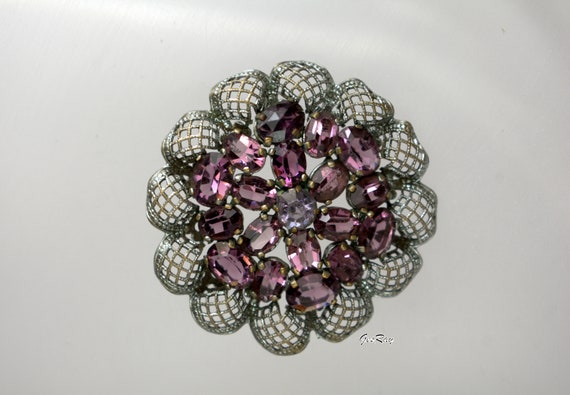 Antique Faux Amethyst Crystal Rhinestone Wreath B… - image 4