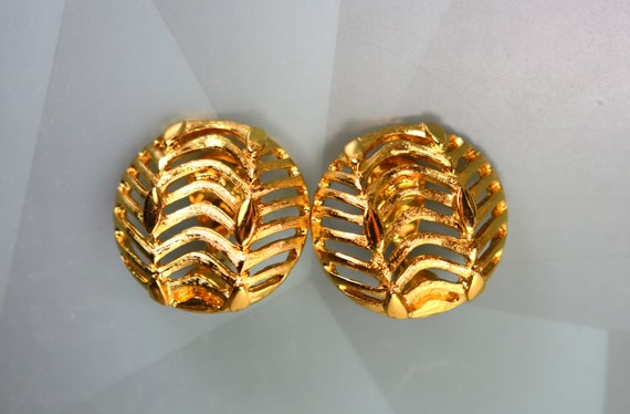 Statement Monet Gold Dome Button Earrings Filigre… - image 2