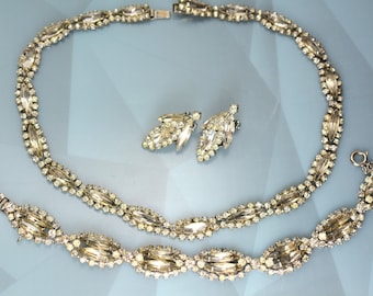 Vintage Kramer of New York Jewelry Crystal Rhinestone Collar Necklace Bracelet, Weiss Earrings