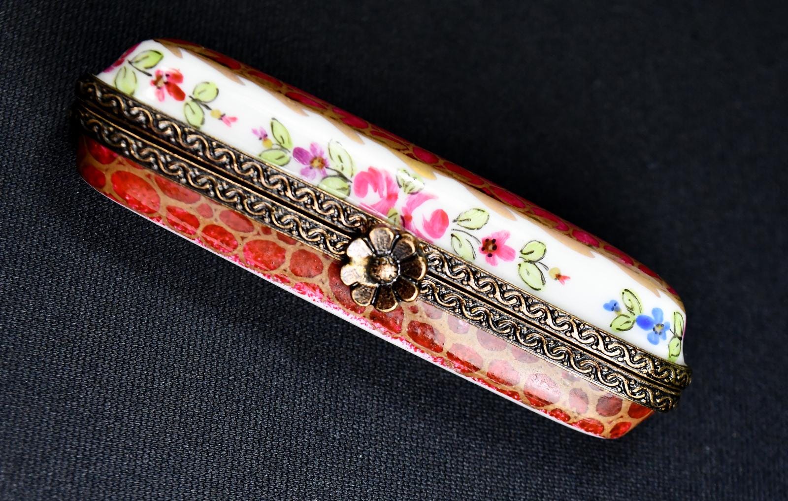 1950s French Decorative l Tray 彫刻模様入 Decor Main Limoges L.D. Porcelain Trinket Needle Box: Floral