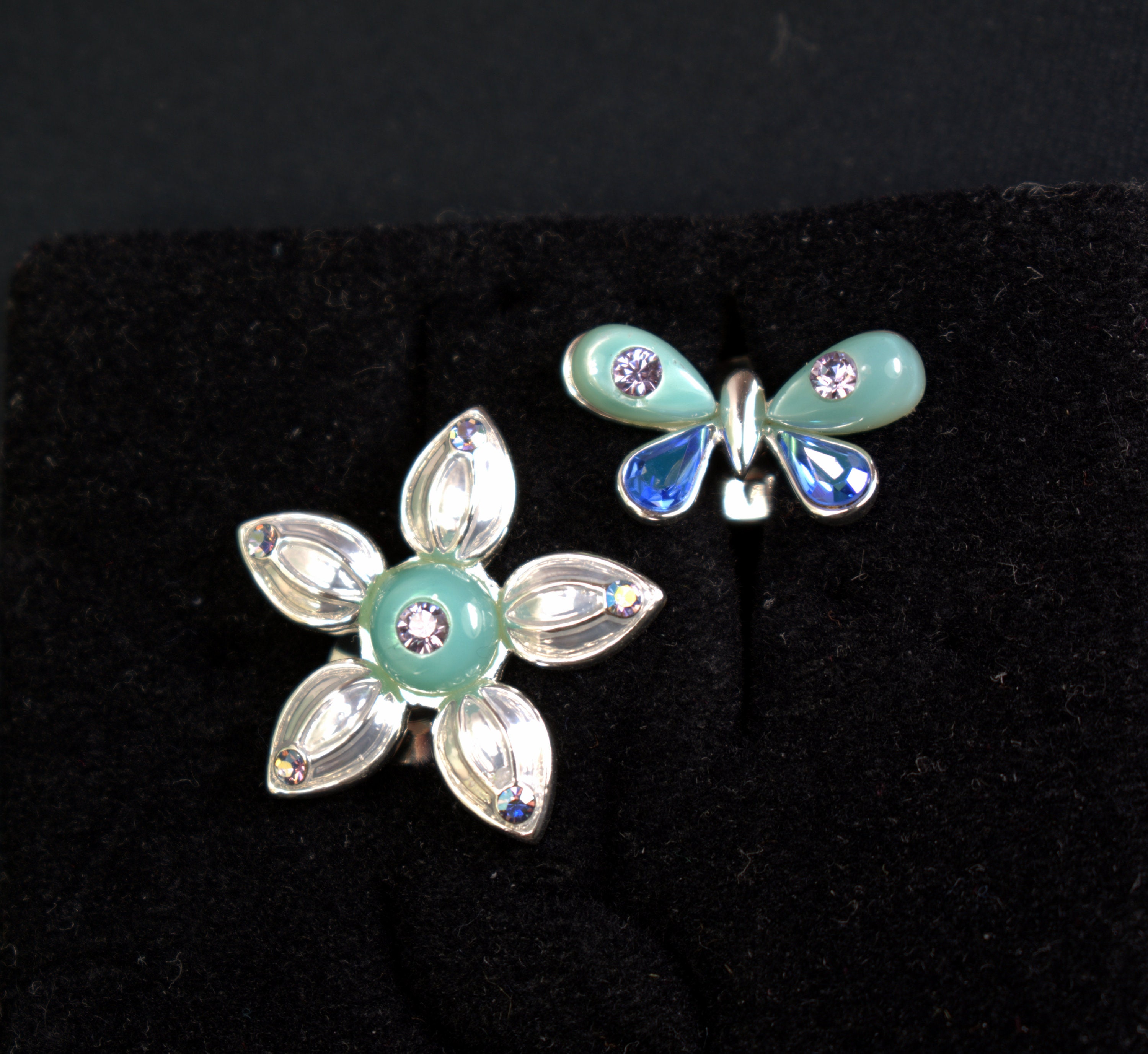 ヴィンテージ ジバンシィ ビジュー ラペルピン 2個 ブローチ 花と蝶