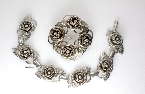 Statement Vintage Demi Parure Flower Link Bracele… - image 10