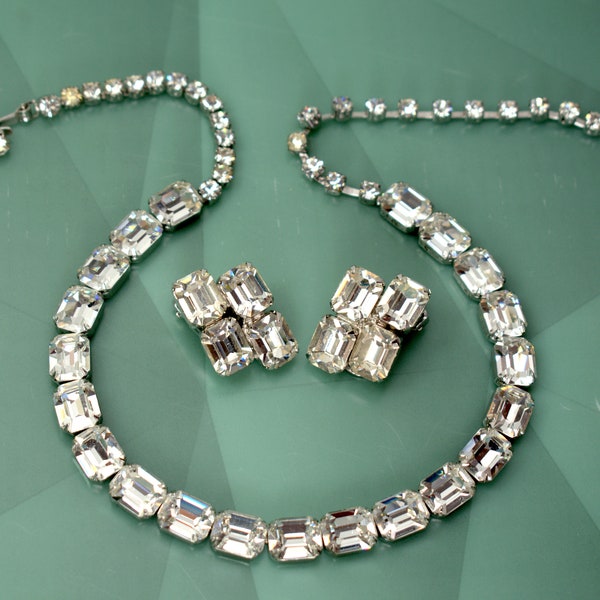 Vintage Albert Weiss Crystal Rhinestone Jewelry Choker Collar Necklace and Earrings Clip On